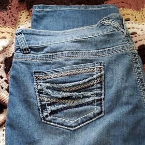 Maurices capri jeans